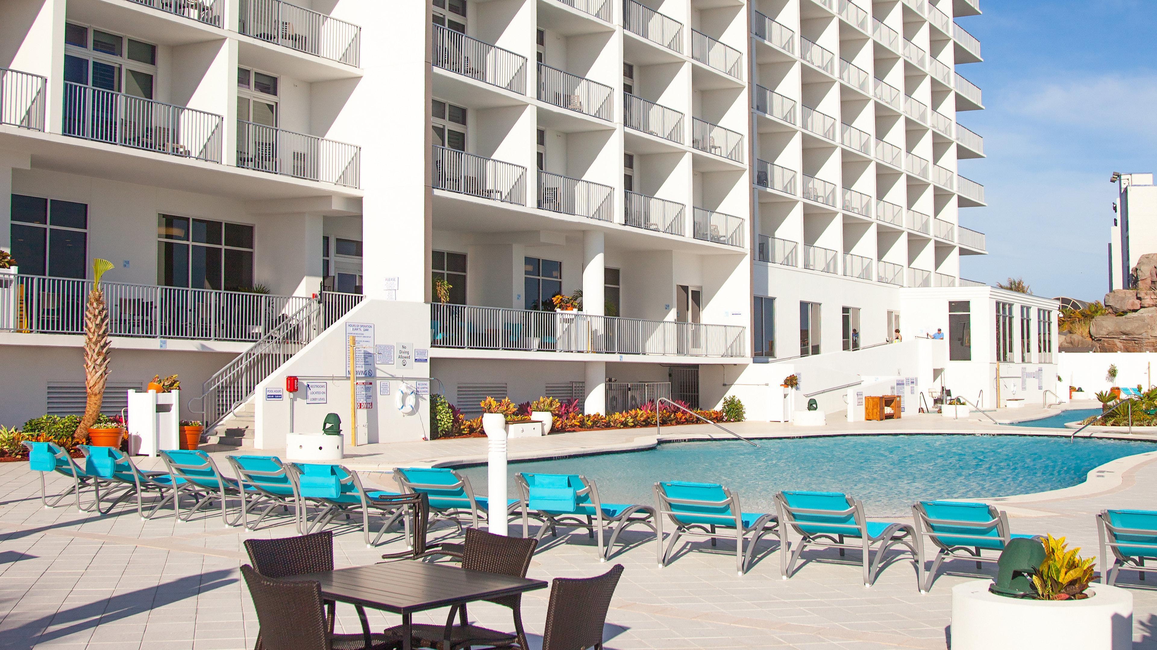 Holiday Inn Express & Suites Panama City Beach Beachfront By Ihg Экстерьер фото